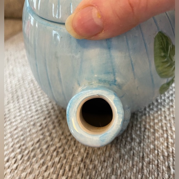 Vintage Sunflower Ceramic Teapot by, CBK LTD 8”high and 9”long - Picture 9 of 16